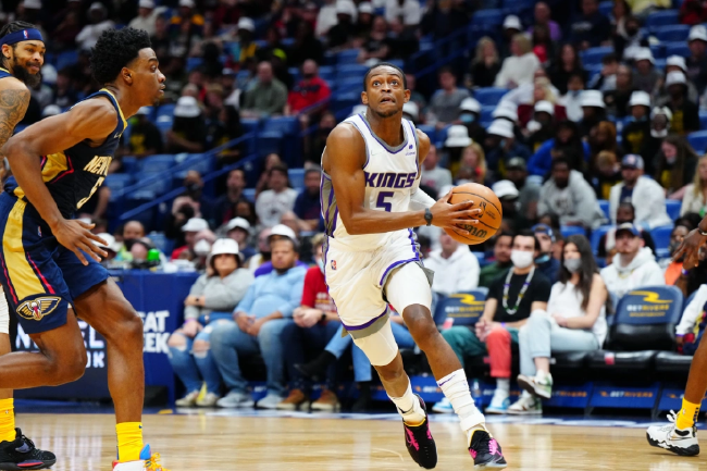 塔作为一名 塔作为一名